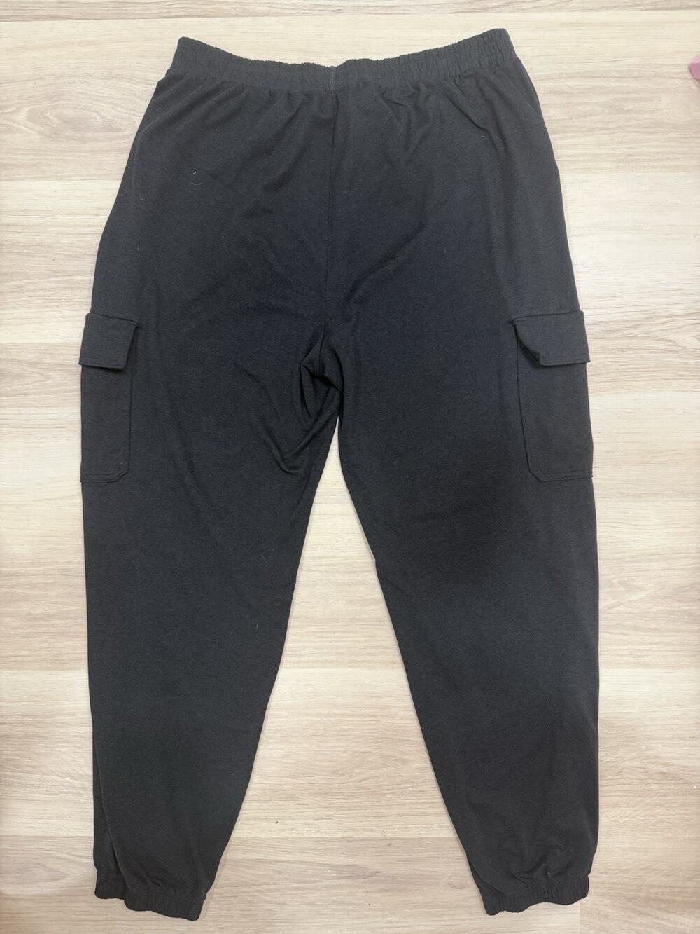 Vuori Boyfriend Cargo Sweatpant Black Heather Women’s Size Large